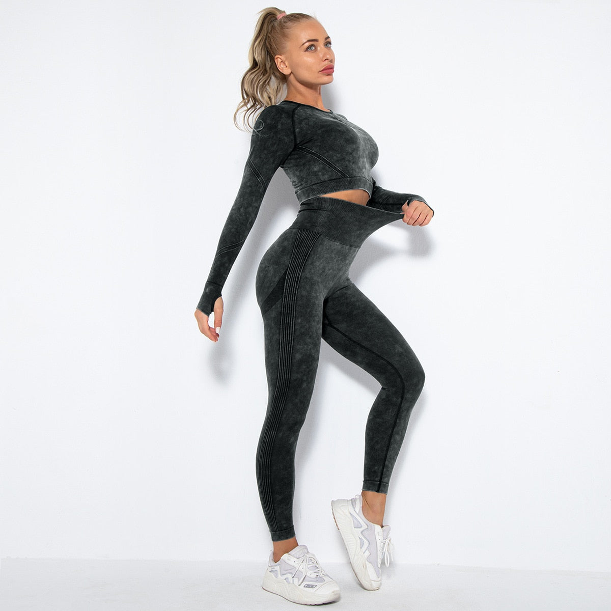 Seamless Sports Set Top And Leggings