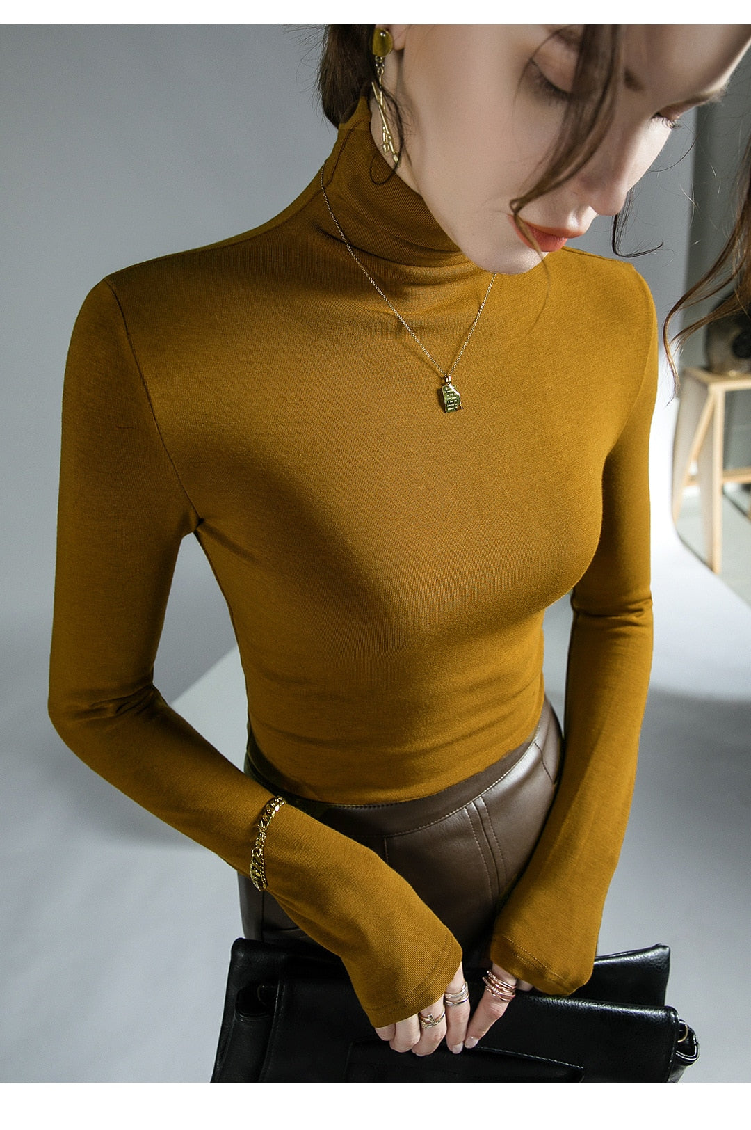 Turtleneck Solid Color Slim Stretch Sweater – BEYOND FASHION