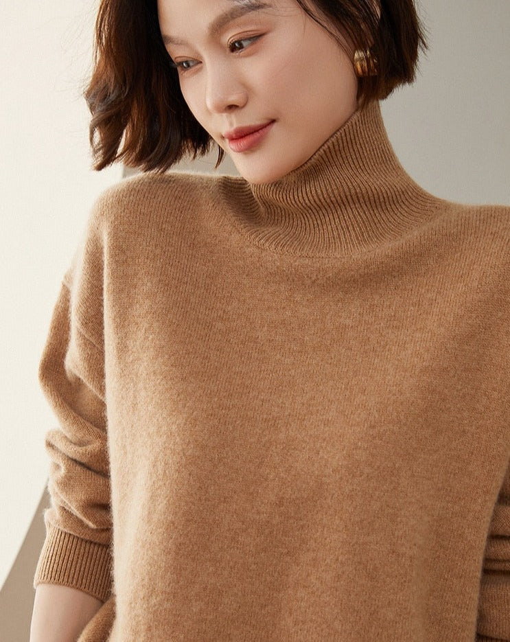 Long Sleeve Turtleneck Cashmere Sweater - BEYOND