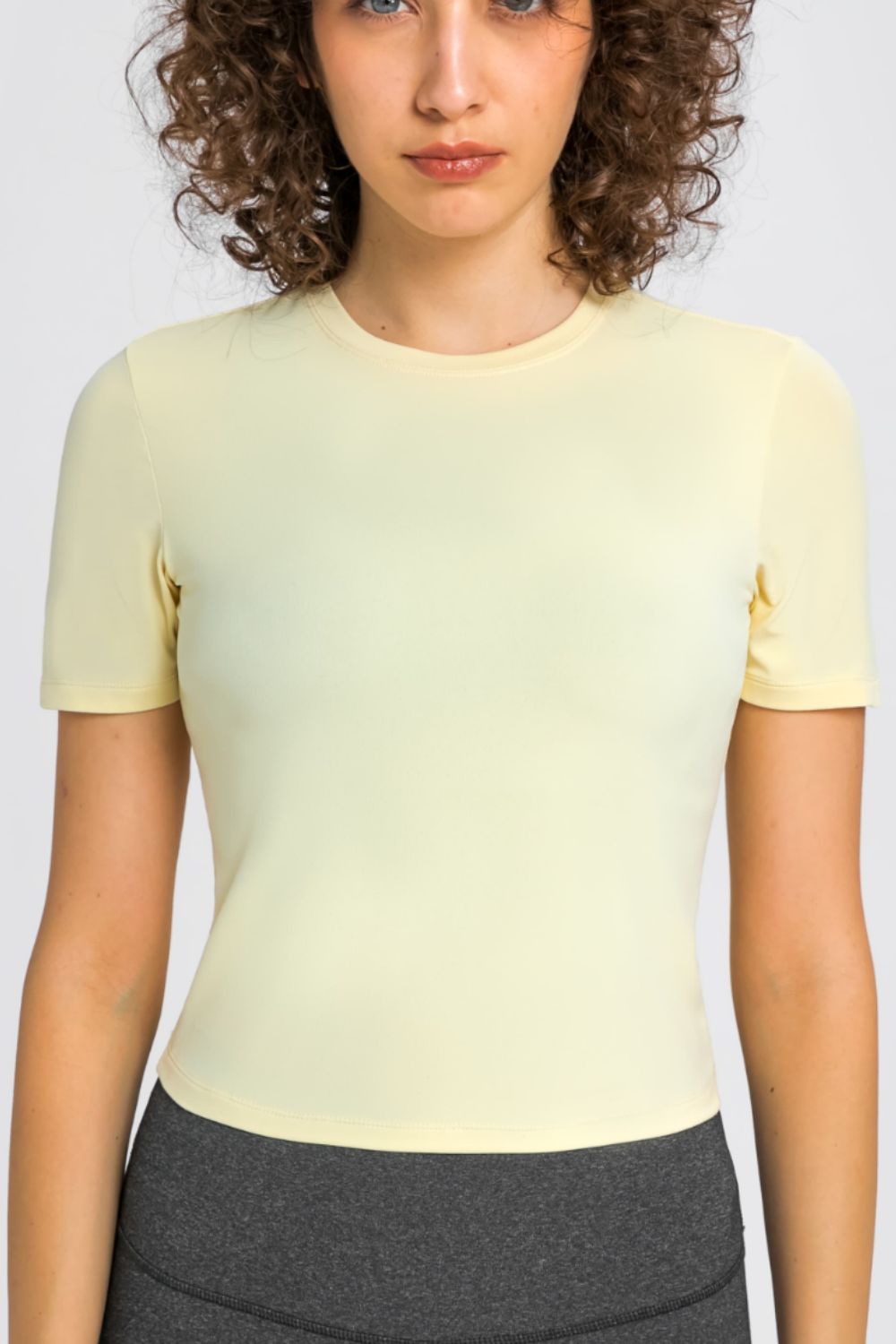 Round Neck Short Sleeve T-Shirt - BEYOND FASHION