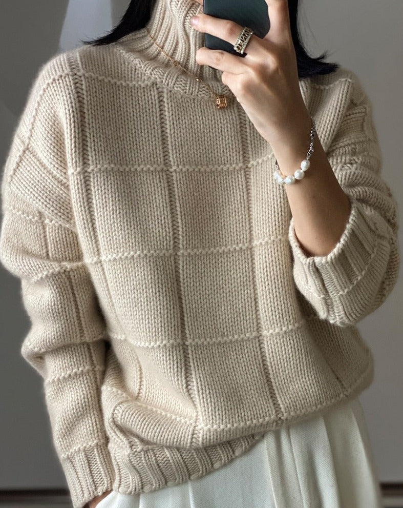 Long Sleeve Turtleneck Cashmere Sweater - BEYOND