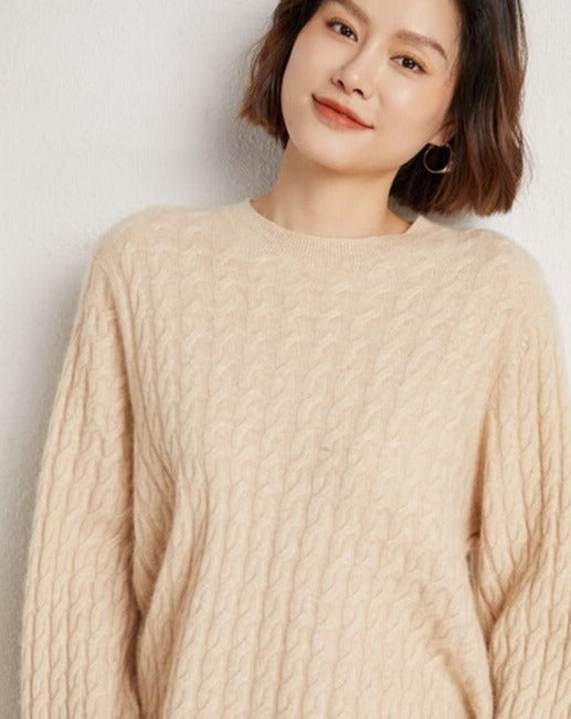 Long Sleeve Round Neck Cashmere Sweater - BEYOND